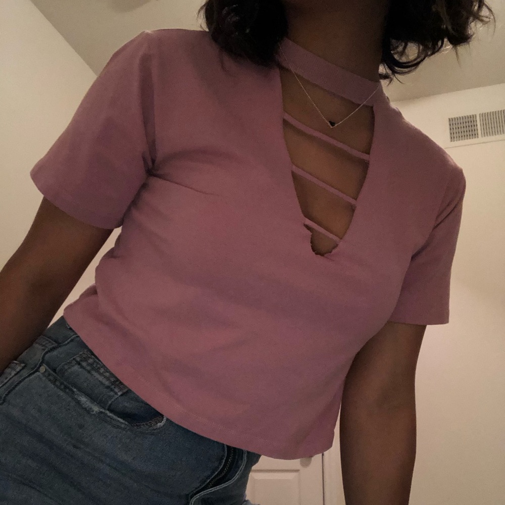 Pink v neck crop top
